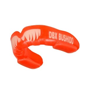 Chránič zubov DBX BUSHIDO MG-1 červený s tesáky | DJK Sport B2B